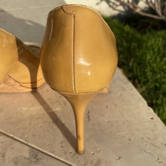Jimmy Choo patent leather heels - Picture 4 of 9